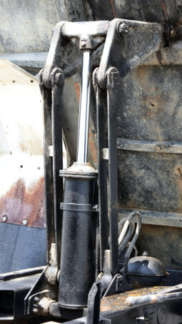 
										ISUZU DUMPER full									