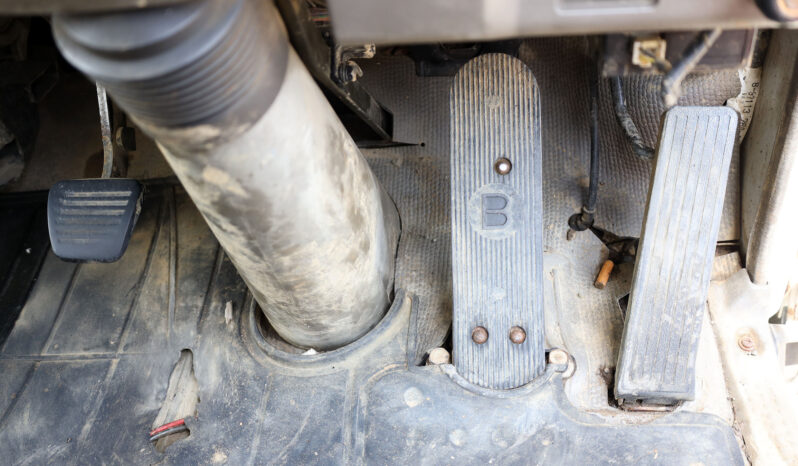 
								ISUZU DUMPER full									