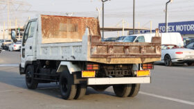 ISUZU DUMPER