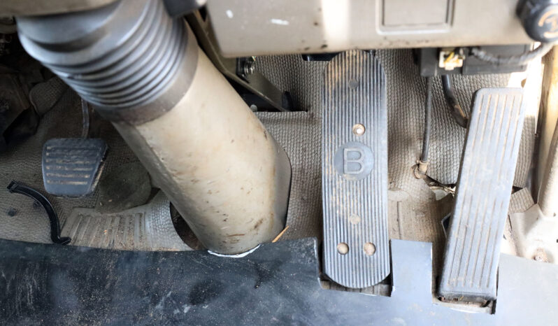 
								ISUZU DUMPER full									