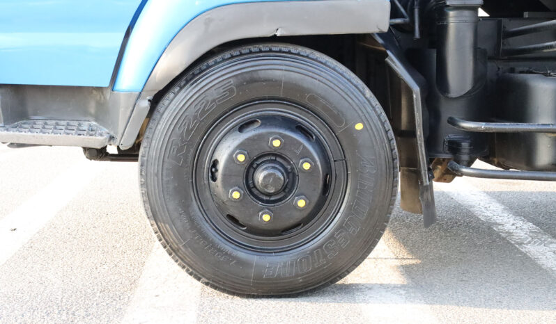 
								ISUZU DUMPER full									