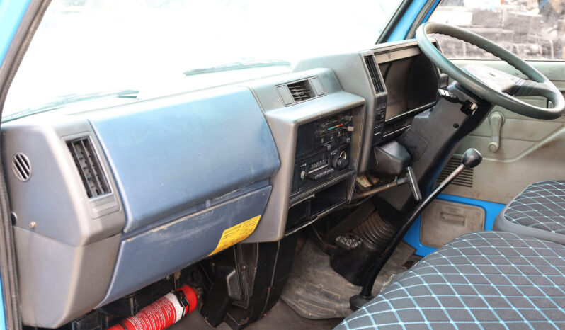
								ISUZU PICKUP DUMP full									