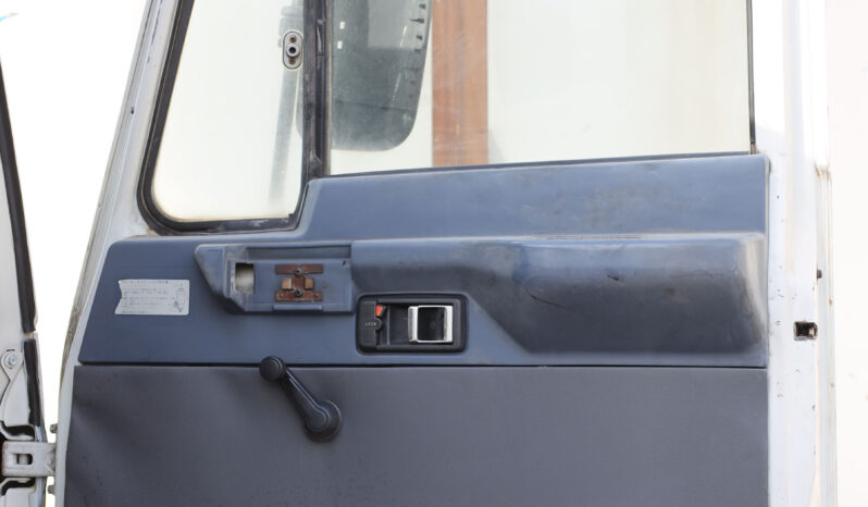 
								ISUZU full									