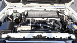 
										TOYOTA LAND CRUISER full									