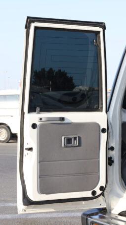 
										TOYOTA LAND CRUISER full									