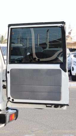
										TOYOTA LAND CRUISER full									