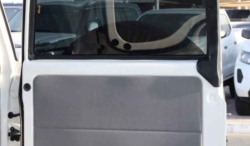 
								TOYOTA LAND CRUISER full									