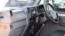 
										TOYOTA LAND CRUISER full									
