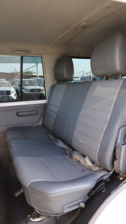 
										TOYOTA LAND CRUISER full									