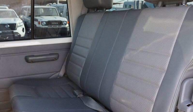 
								TOYOTA LAND CRUISER full									