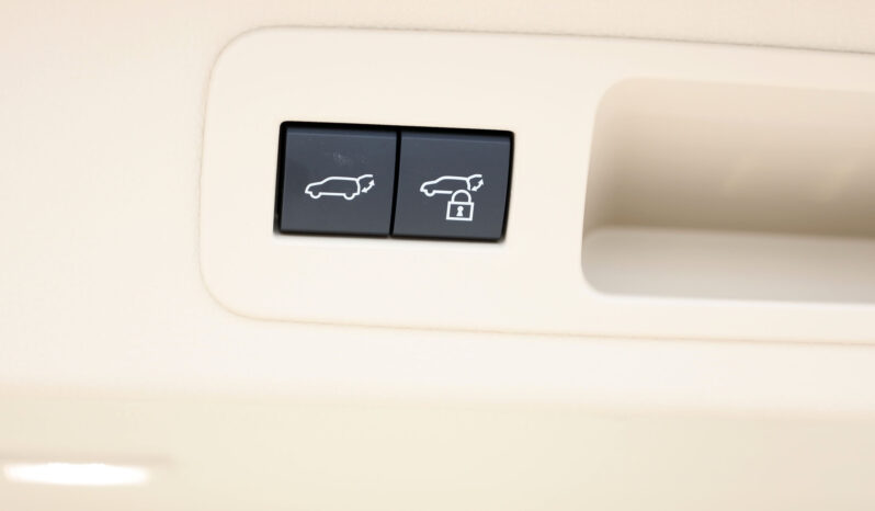 
								TOYOTA LAND CRUISER (LC300) full									
