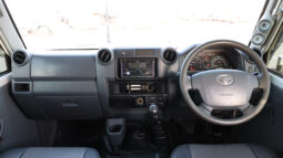 
										TOYOTA LAND CRUISER full									