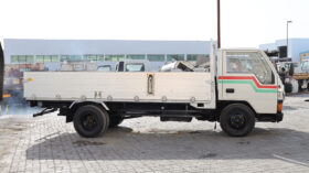 MITSUBISHI CANTER (TRUCK)