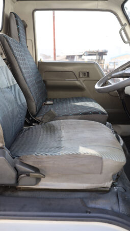 
										MITSUBISHI CANTER (TRUCK) full									