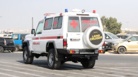 TOYOTA LAND CRUISER (AMBULANCE)