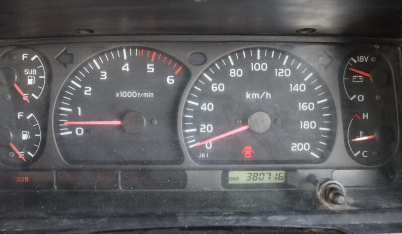 
								TOYOTA LAND CRUISER (AMBULANCE) full									