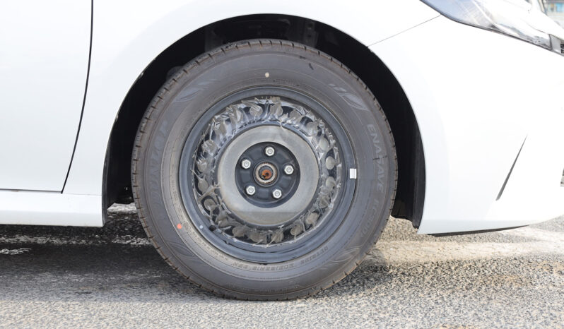 
								TOYOTA CAMRY (AXVA80) full									