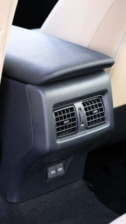 
										TOYOTA CAMRY (AXVA80) full									