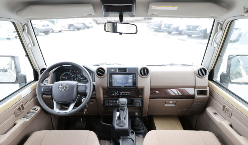 
								TOYOTA LAND CRUISER full									