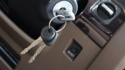 
										TOYOTA LAND CRUISER full									