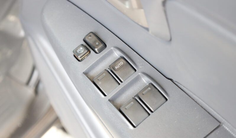 
								TOYOTA HILUX (PICKUP) full									