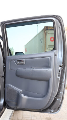 
										TOYOTA HILUX (PICKUP) full									