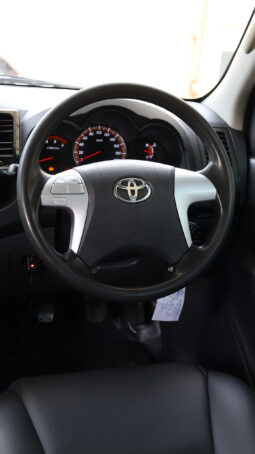 
										TOYOTA HILUX (PICKUP) full									