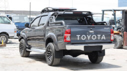 TOYOTA HILUX (PICKUP)