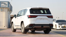TOYOTA LEXUS (LX700H)