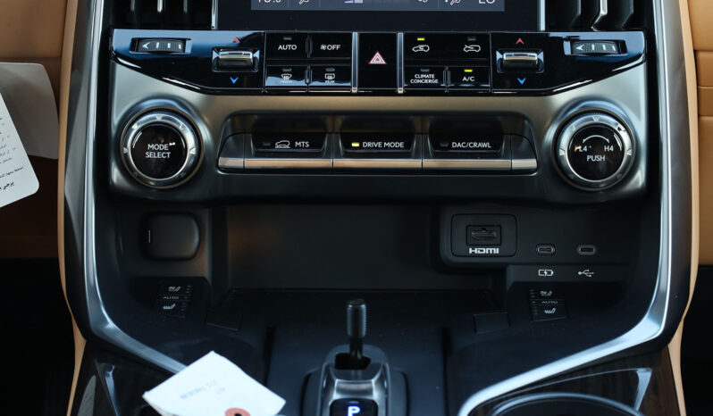 
								TOYOTA LEXUS (LX700H) full									