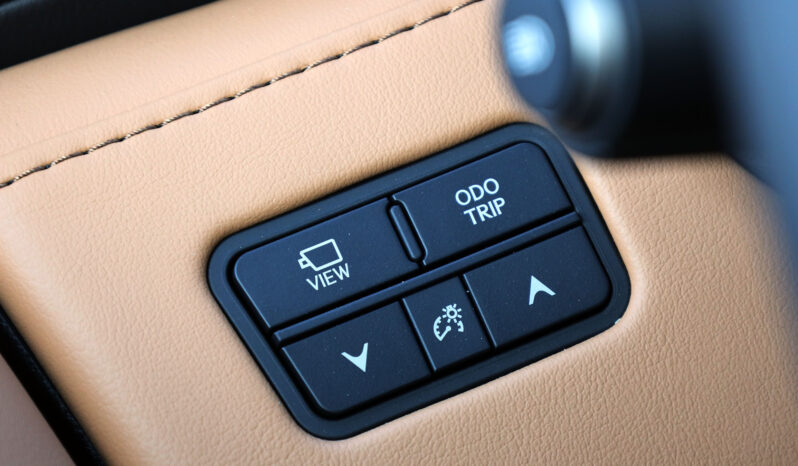 
								TOYOTA LEXUS (LX700H) full									