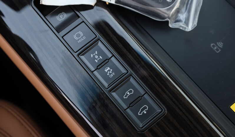
								TOYOTA LEXUS (LX700H) full									