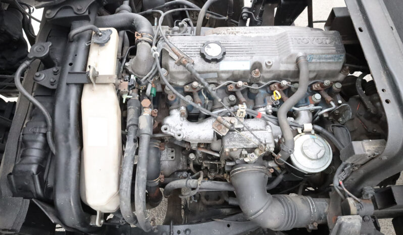 
								TOYOTA TRUCK full									