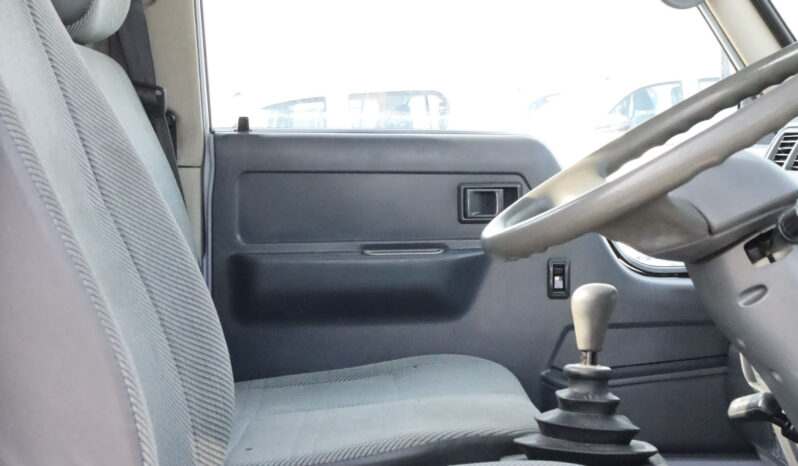 
								TOYOTA DYNA (TRUCK) full									