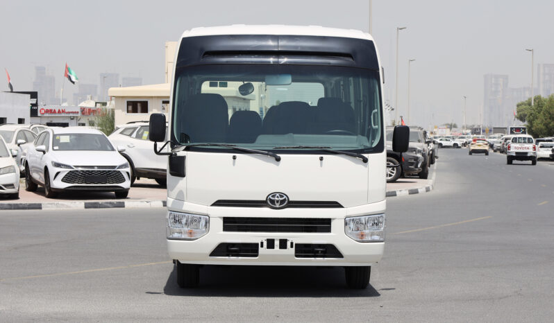 
								TOYOTA COASTER (BUS) full									