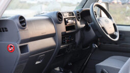 
										TOYOTA LAND CRUISER full									