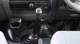 
										TOYOTA LAND CRUISER full									