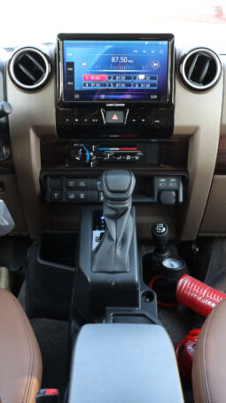 
										TOYOTA LAND (CRUISER) full									