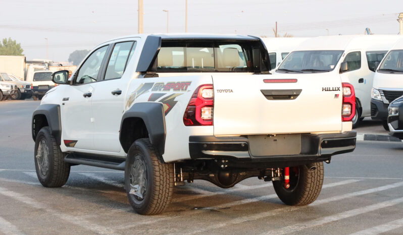
								TOYOTA HILUX GR (SPORT) full									