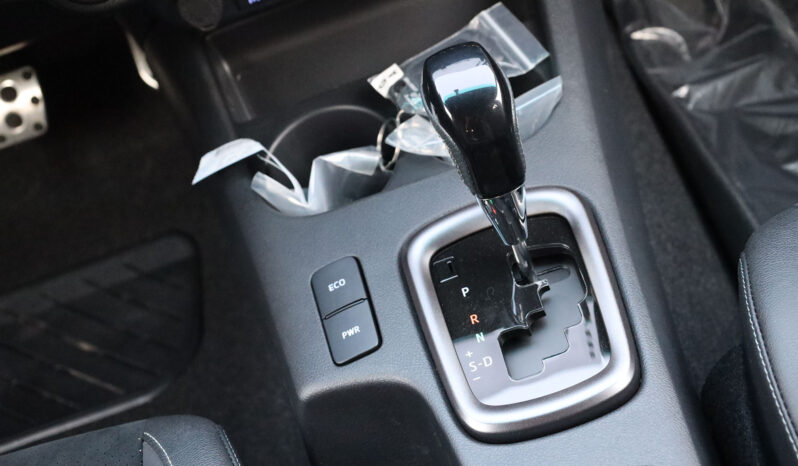 
								TOYOTA HILUX GR (SPORT) full									