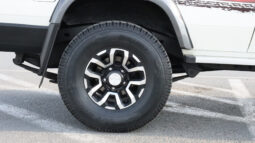 
										TOYOTA LAND CRUISER full									