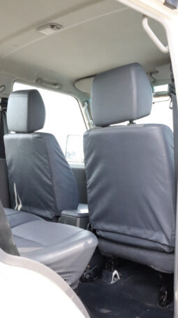 
										TOYOTA LAND CRUISER full									