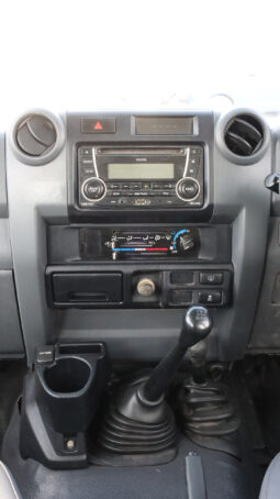 
										TOYOTA LAND CRUISER full									