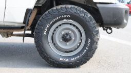 
										TOYOTA LAND CRUISER full									