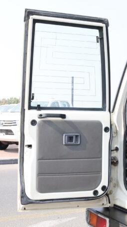 
										TOYOTA LAND CRUISER full									