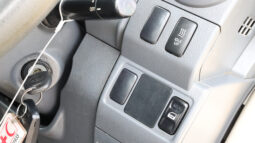 
										TOYOTA LAND CRUISER full									