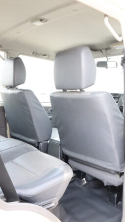 
										TOYOTA LAND CRUISER full									