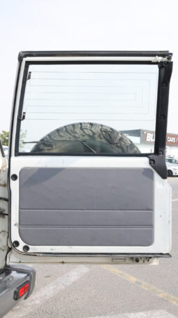 
										TOYOTA LAND CRUISER full									