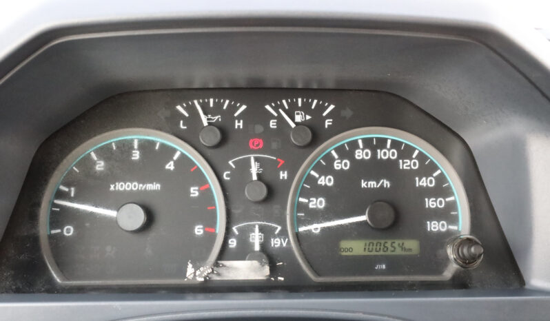 
								TOYOTA LAND CRUISER full									