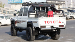 
										TOYOTA LAND CRUISER full									